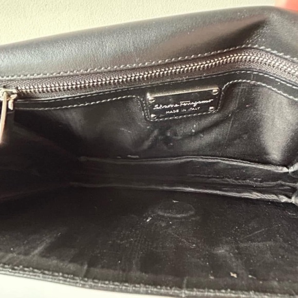 Ferragamo Vara Bow Bag - Picture 12 of 12